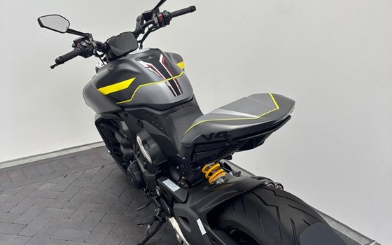 Gebrauchtmotorrad Ducati Diavel V4 - Bild 7