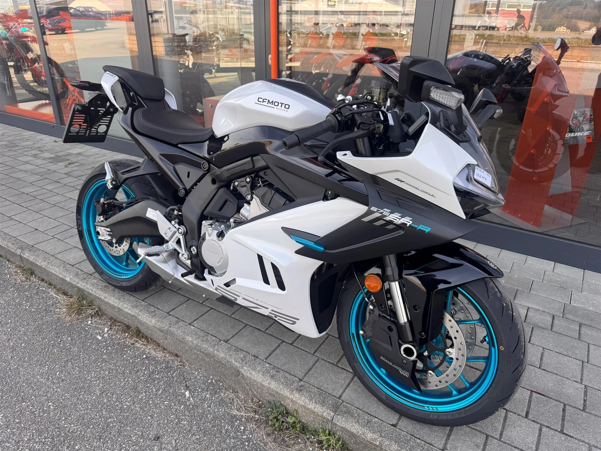 CFMOTO 675SR-R