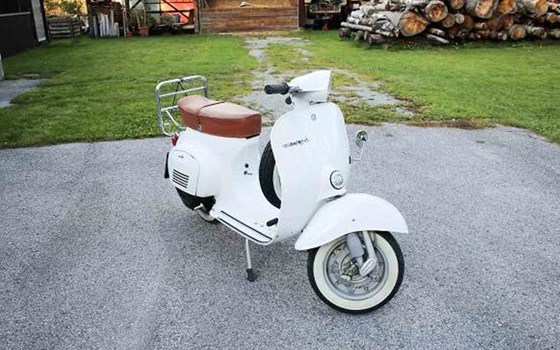 Gebrauchtmotorrad Vespa 125 Primavera - Bild 2