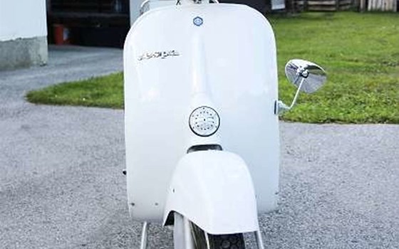 Gebrauchtmotorrad Vespa 125 Primavera - Bild 3