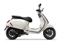 Neumotorrad Vespa Sprint 125 S