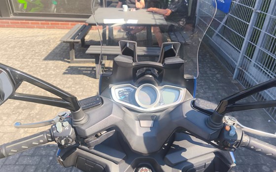Gebrauchtmotorrad Kymco Xciting 400i ABS - Bild 4