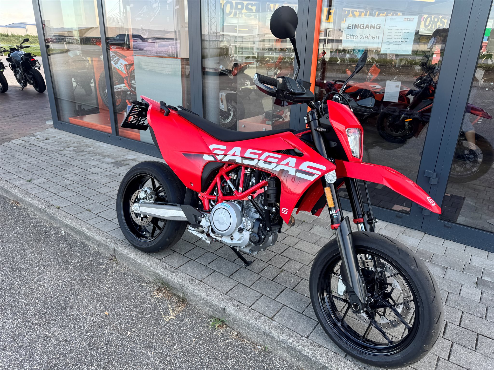 GASGAS SM 700