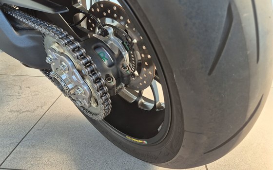 Gebrauchtmotorrad Ducati Streetfighter V4 S - Bild 15