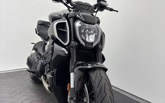 Gebrauchtmotorrad Ducati Diavel V4 - Bild 4