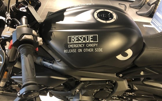 Gebrauchtmotorrad Triumph Speed Triple RS - Bild 5