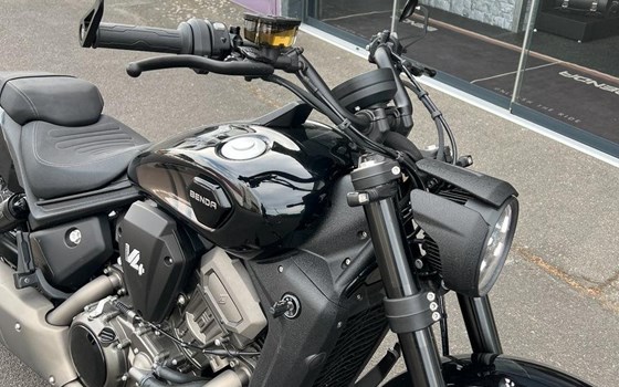 Gebrauchtmotorrad Benda Darkflag 500i V4 - Bild 4