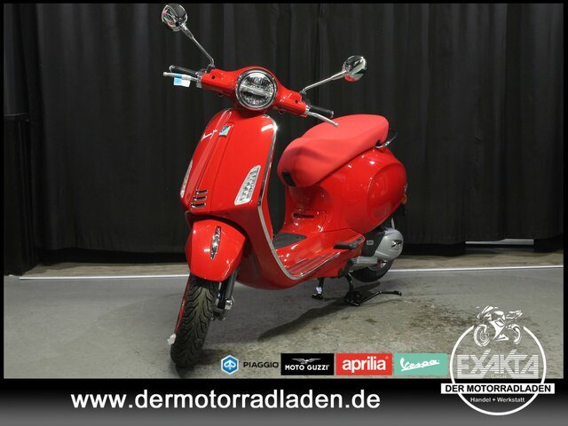 Vespa Primavera 125 RED