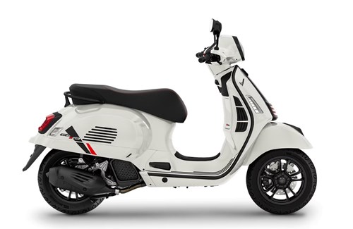 Neumotorrad Vespa GTS 125 Super Sport