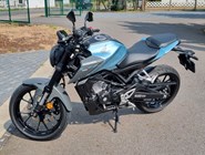 Honda CB125R