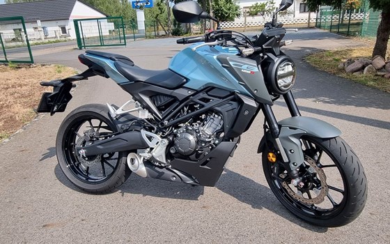 Gebrauchtmotorrad Honda CB125R - Bild 3