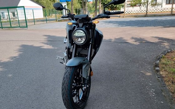 Gebrauchtmotorrad Honda CB125R - Bild 7