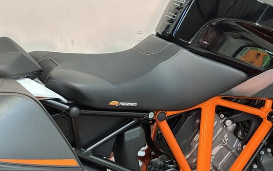 Gebrauchtmotorrad KTM 1290 Super Duke GT - Bild 11