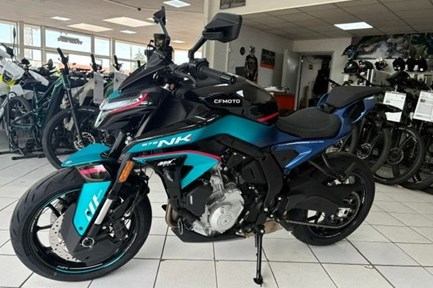 CFMOTO 675NK