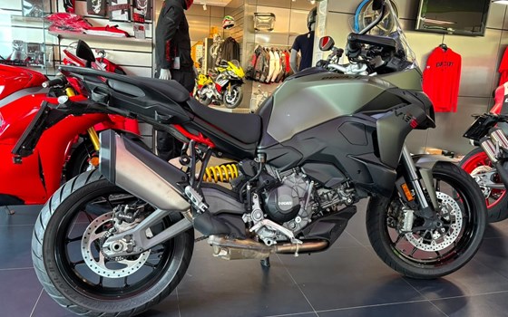 Gebrauchtmotorrad Ducati Multistrada V2 S - Bild 2