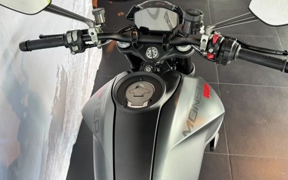 Gebrauchtmotorrad Ducati Monster + - Bild 9