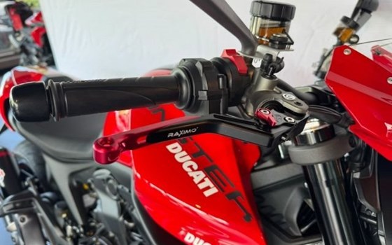 Gebrauchtmotorrad Ducati Monster + - Bild 4