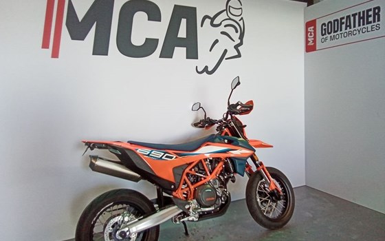 Gebrauchtmotorrad KTM 690 SMC R - Bild 3