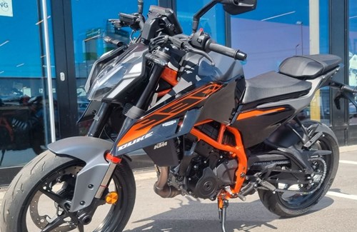 Neumotorrad KTM 390 Duke