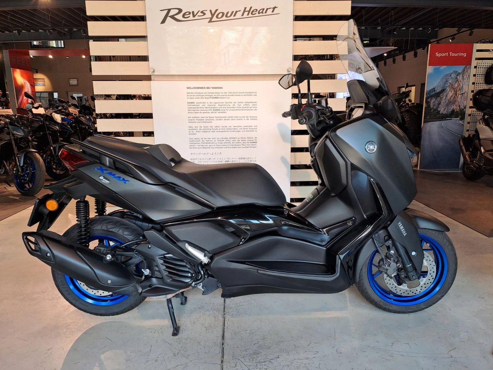 Yamaha XMAX 125