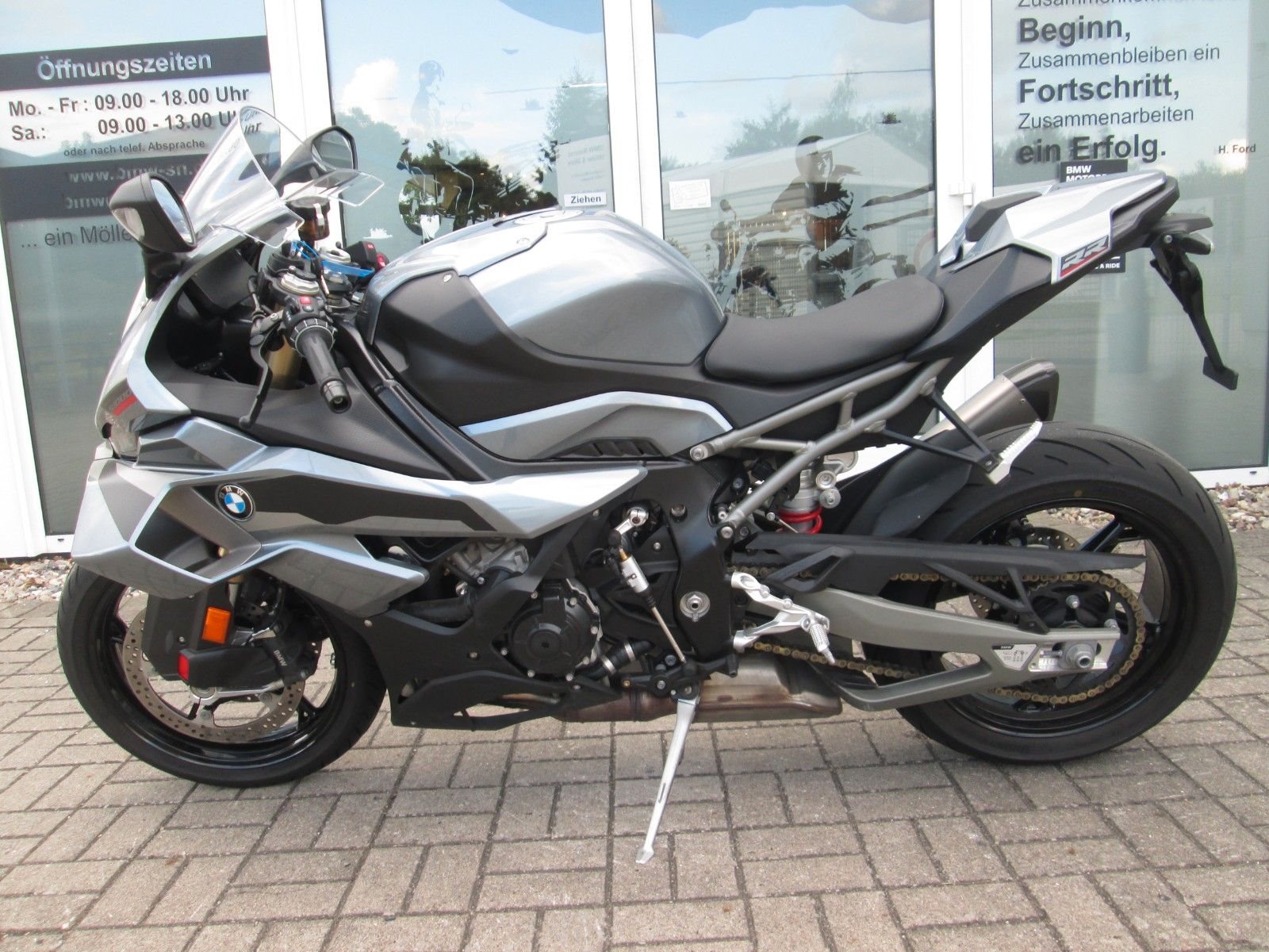 BMW S 1000 RR