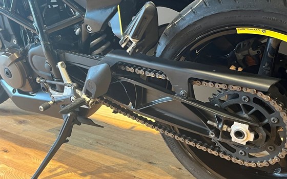 Gebrauchtmotorrad Husqvarna Vitpilen 701 - Bild 6