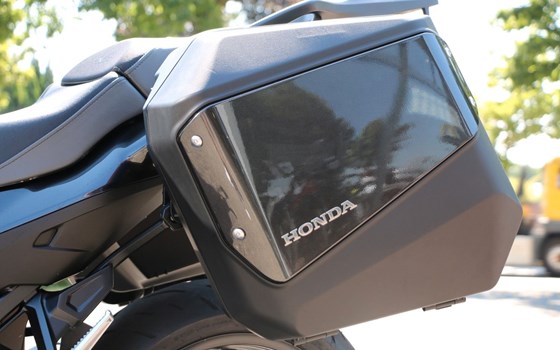Gebrauchtmotorrad Honda NT1100 - Bild 6