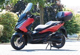 Gebrauchte Honda Forza 125