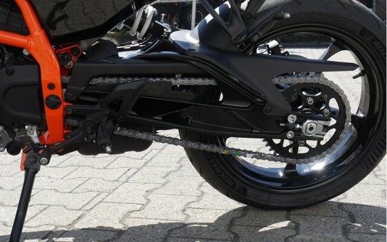 Neufahrzeug KTM 390 Duke - Bild 11
