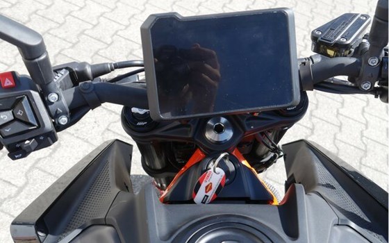 Neufahrzeug KTM 390 Duke - Bild 15