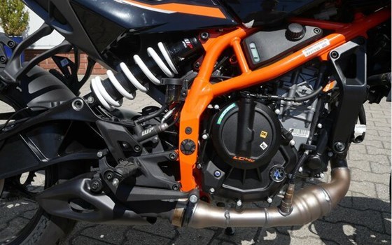 Neufahrzeug KTM 390 Duke - Bild 6