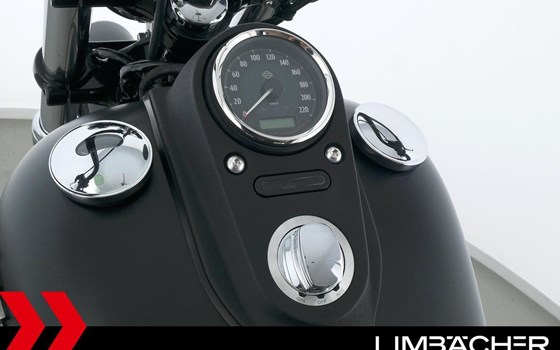 Gebrauchtmotorrad Harley-Davidson Dyna Street Bob FXDB - Bild 22