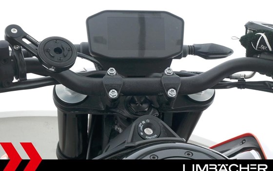 Gebrauchtmotorrad KTM 790 Duke - Bild 20