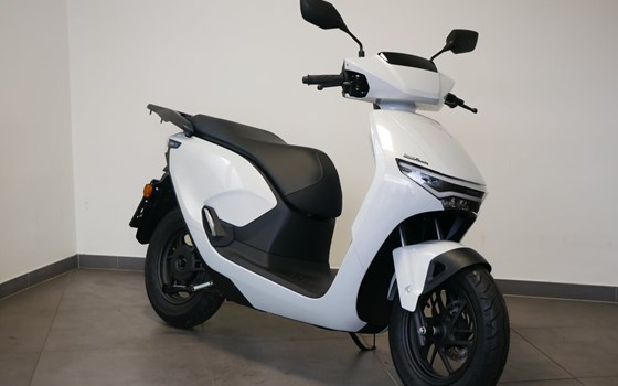 Gebrauchtmotorrad Honda CUV e: - Bild 4