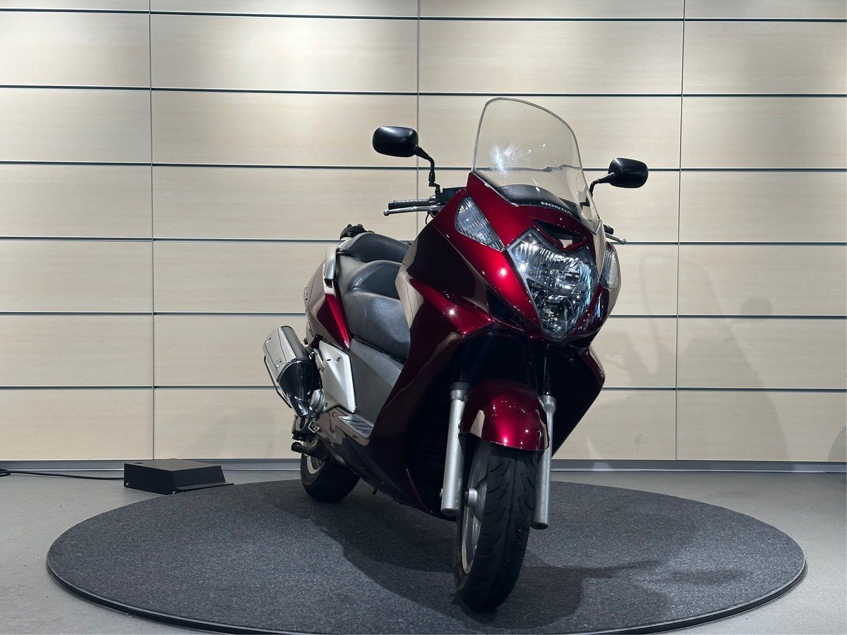 Honda Silver Wing 600