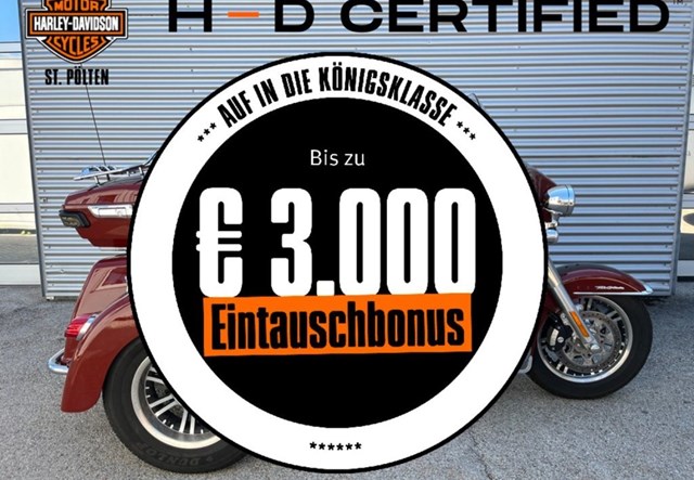 Harley-Davidson Tri Glide Ultra FLHTCUTG (schwarz)