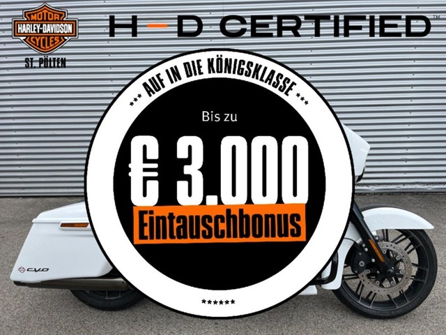 Harley-Davidson CVO Street Glide FLHXSE (weiss) - Bild 1