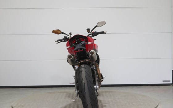 Gebrauchtmotorrad Ducati Streetfighter V2 S - Bild 6