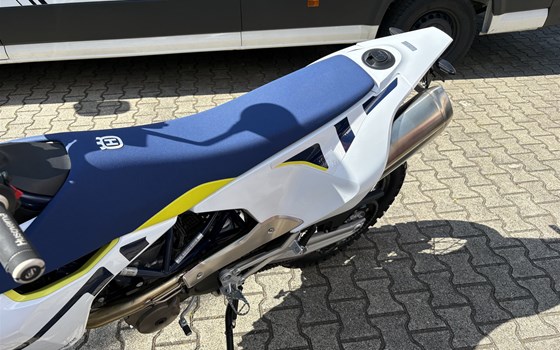 Gebrauchtmotorrad Husqvarna 701 Enduro - Bild 16