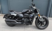 Benelli Leoncino Bobber 400