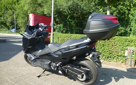 Gebrauchtmotorrad Yamaha TMAX 560 Tech Max - Bild 4