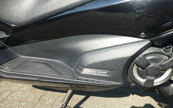 Gebrauchtmotorrad Yamaha TMAX 560 Tech Max - Bild 6