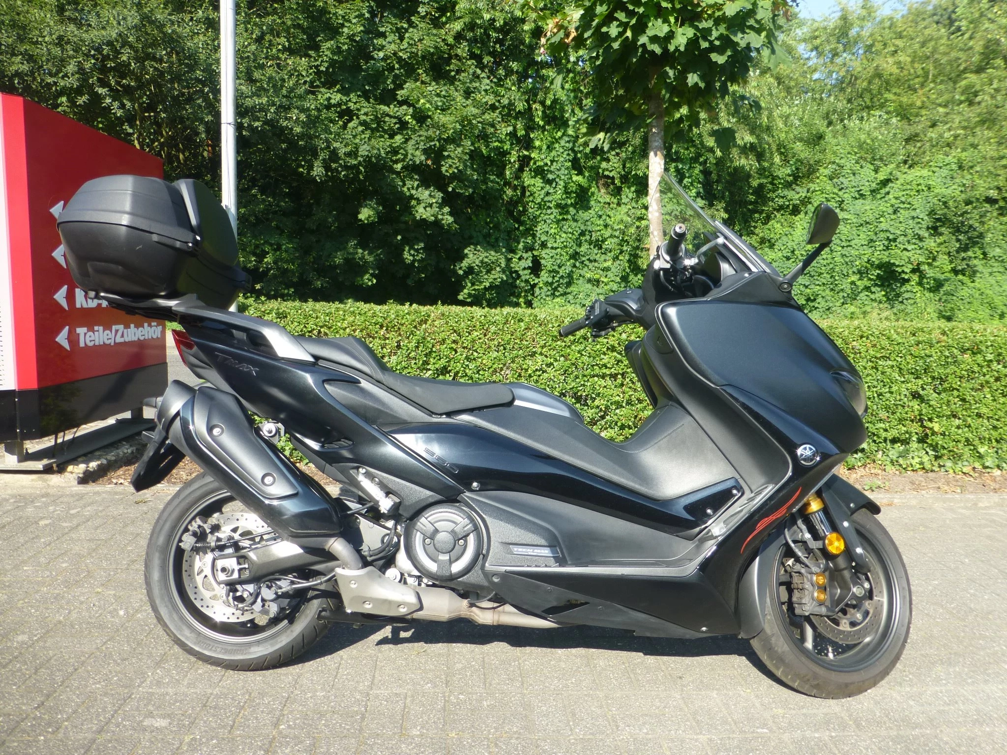 Yamaha TMAX 560 Tech Max