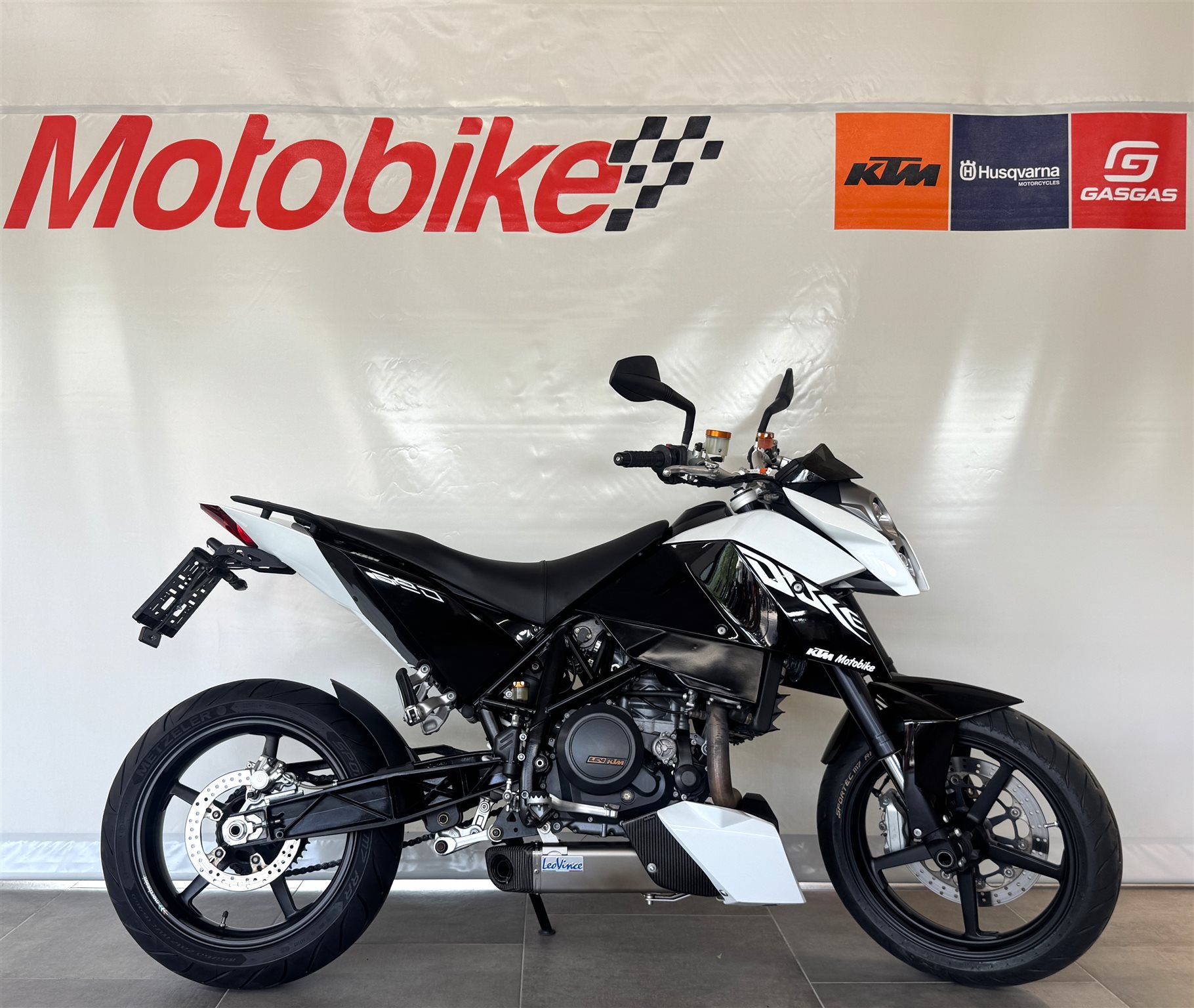 KTM 690 Duke