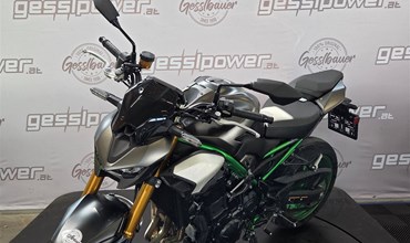 Kawasaki Z900 SE