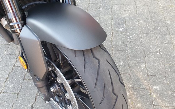 Gebrauchtmotorrad Honda CB1000R Black Edition - Bild 12