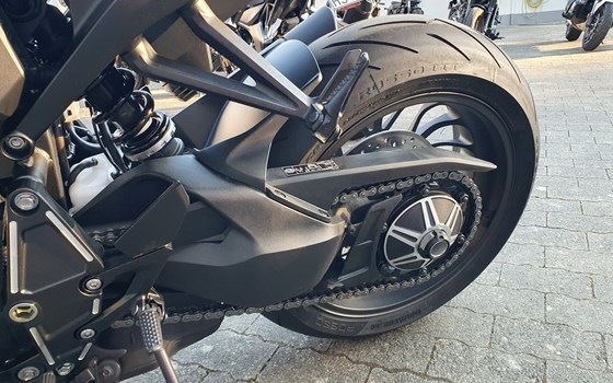Gebrauchtmotorrad Honda CB1000R Black Edition - Bild 14