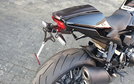Gebrauchtmotorrad Honda CB1000R Black Edition - Bild 5