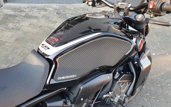 Gebrauchtmotorrad Honda CB1000R Black Edition - Bild 6