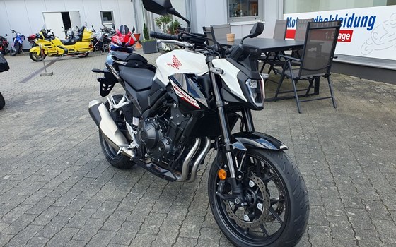 Gebrauchtmotorrad Honda CB500 Hornet - Bild 3